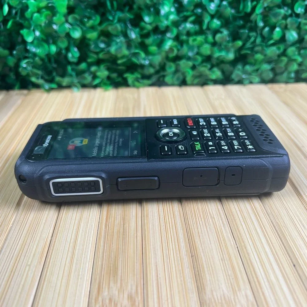 Kyocera Dura TR (Sprint) Cell Phone Heavy Duty Built Tough With Box